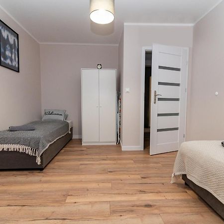 Regem Wola Apartment Varşovia Exterior foto