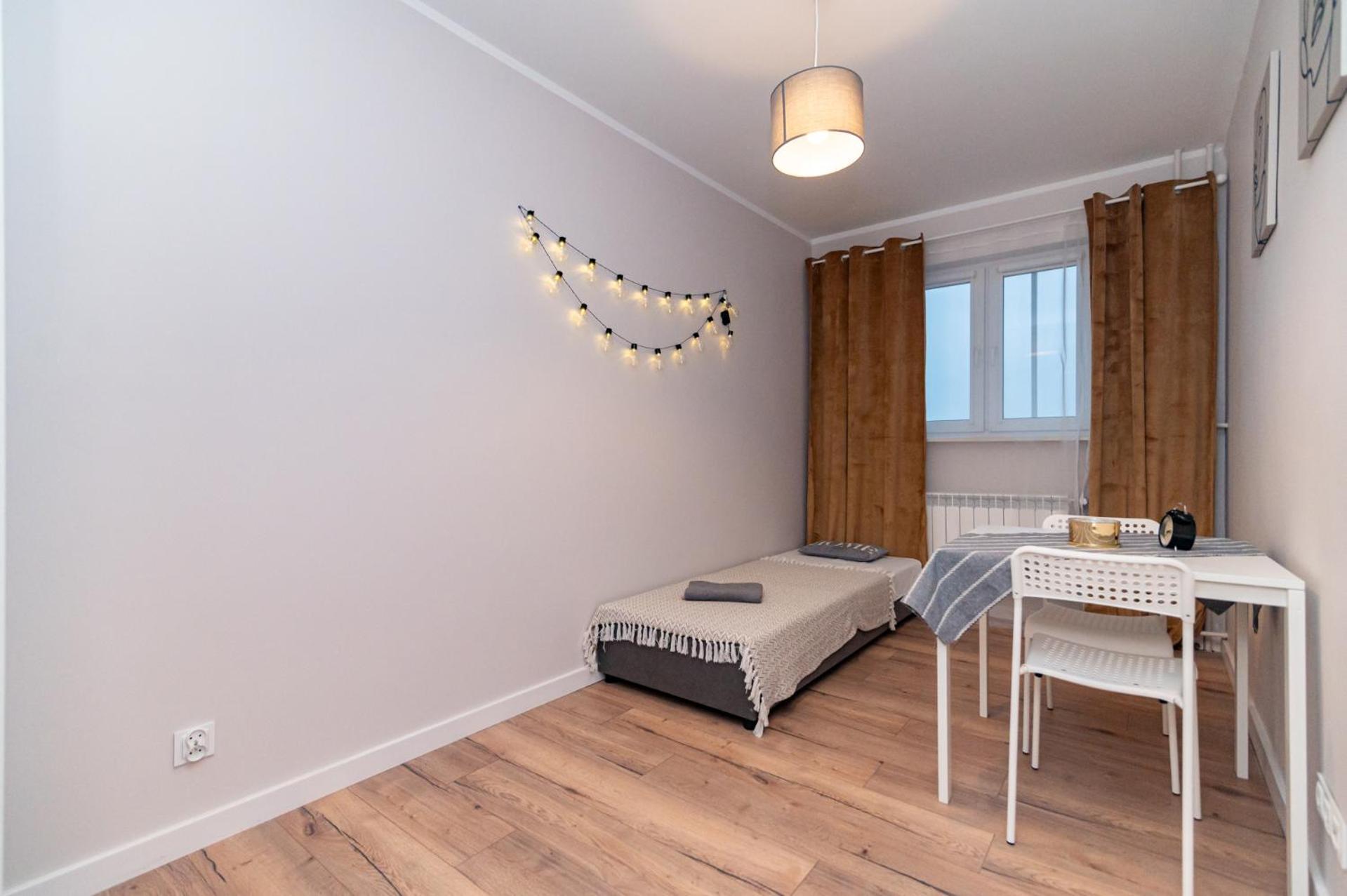 Regem Wola Apartment Varşovia Exterior foto
