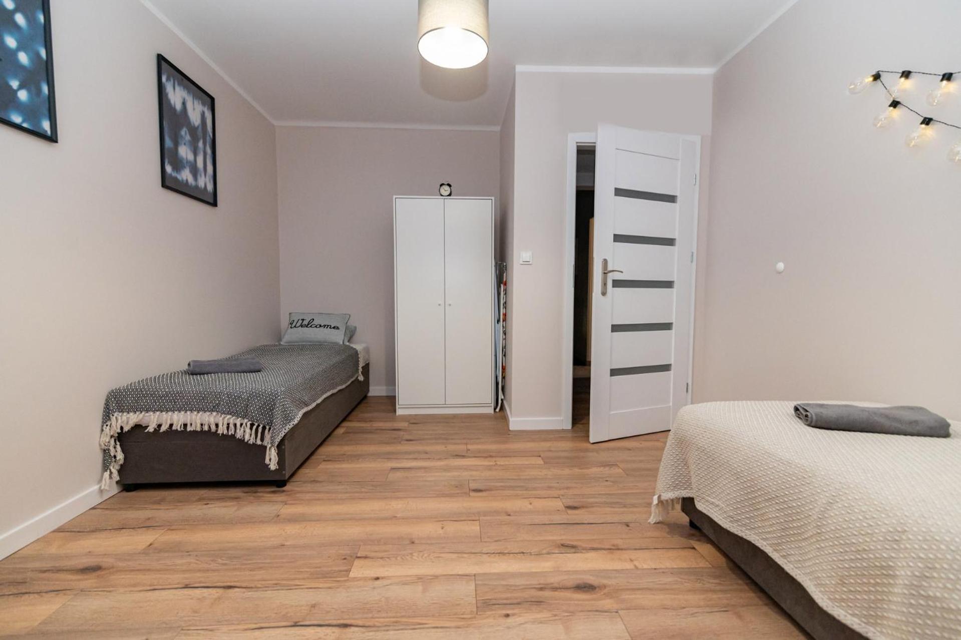 Regem Wola Apartment Varşovia Exterior foto